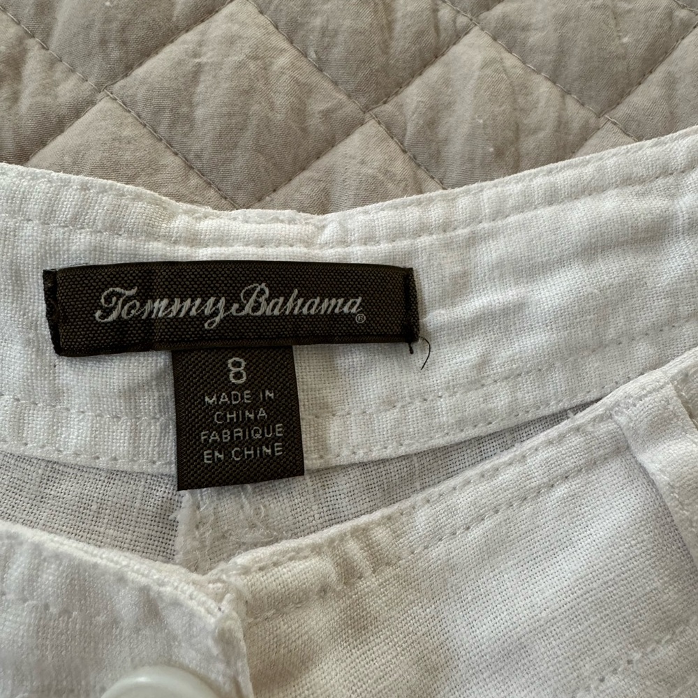 Tommy Bahama White Linen cargo crop pants - Picture 9 of 12